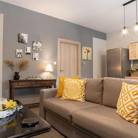 Elenis Cozy Apartment 拉里萨 外观 照片