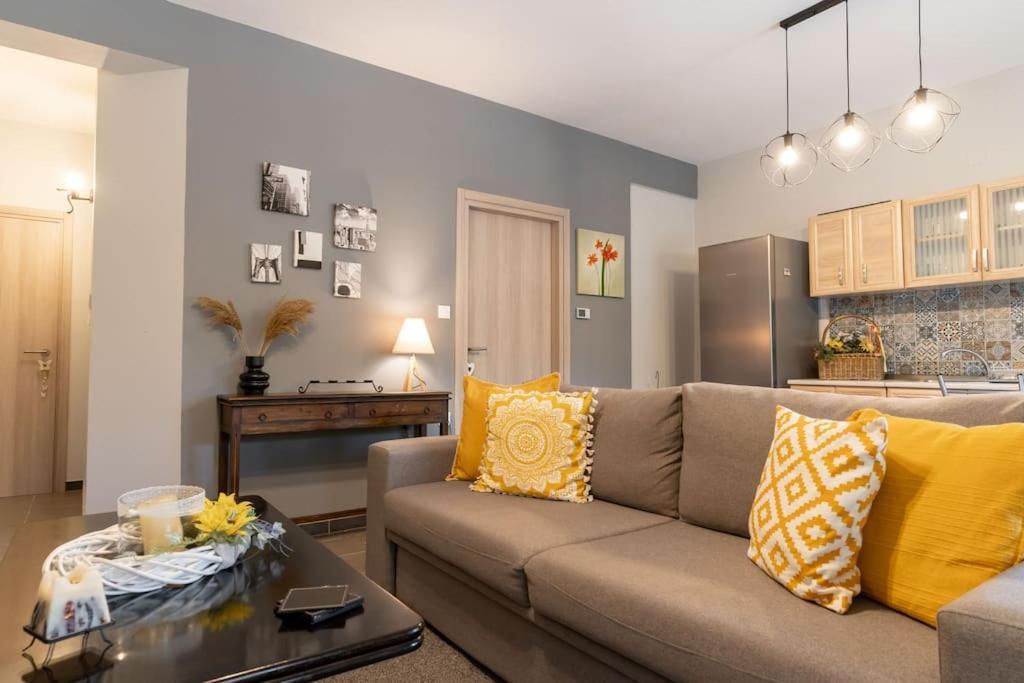 Elenis Cozy Apartment 拉里萨 外观 照片